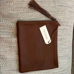 Tecovas Rich Brown Leather Pouch with Tassel